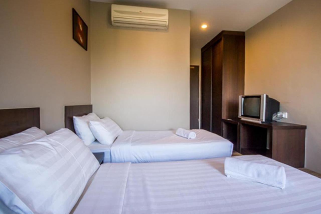 Chariton Hotel Butterworth Exterior foto